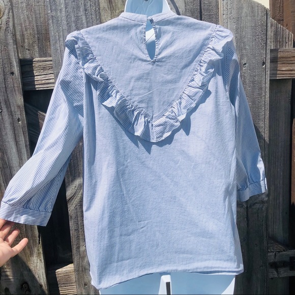 Express Striped Top Size Medium - Picture 7 of 10